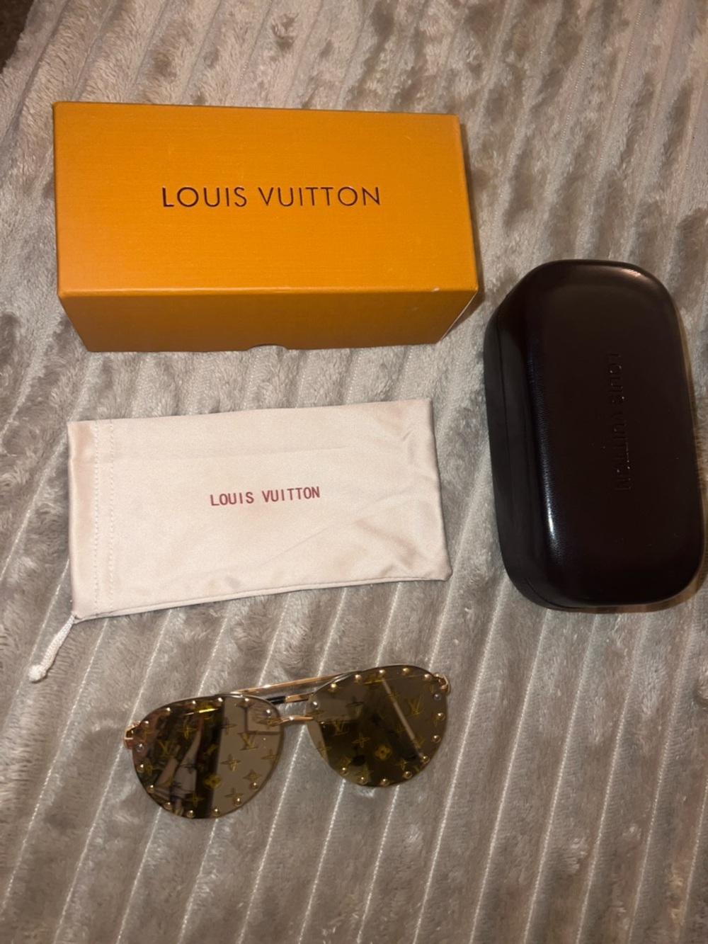 Designer Gold mirror sunglasses